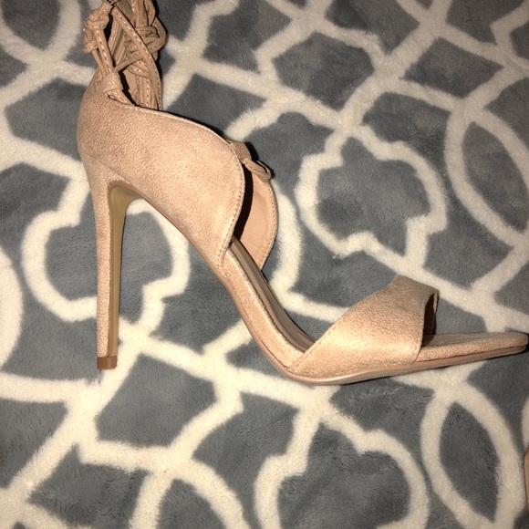 ❌SOLD❌ NEW Beige Lace Up Heels - Picture 3 of 5